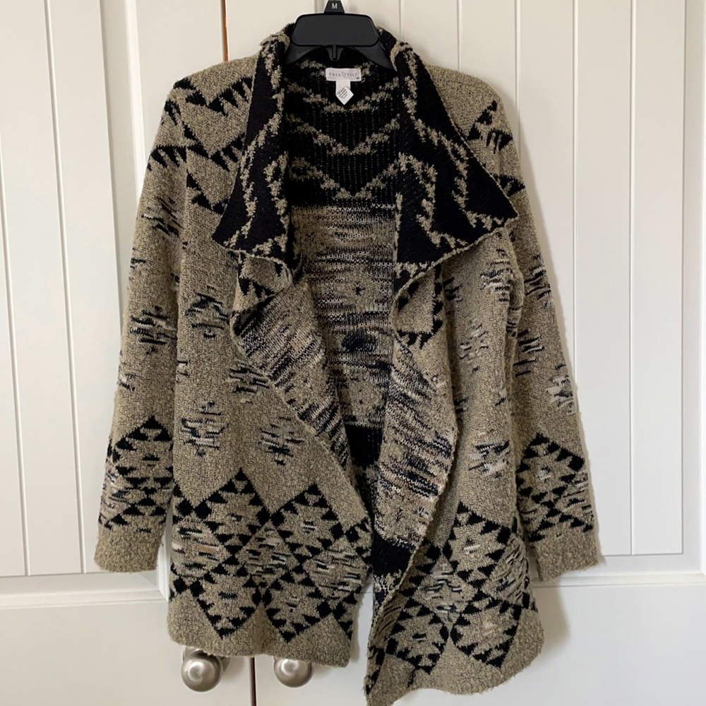 FULL TILT Tribal Pattern Cardigan